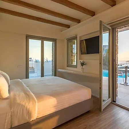 Arocaria Mykonos فندق 4*