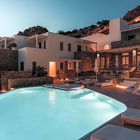 Arocaria Mykonos 4*