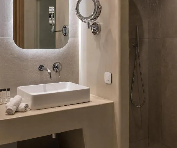 Hotel Arocaria Mykonos 4*